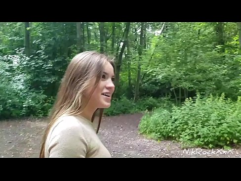 ❤️ Aku disaranake kanggo Evelina yen kita jancok ing panggonan umum! Dheweke kandha ya. Banjur aku bajingan dheweke ing bokong lan cum ing dheweke tutuk. Banjur dheweke nesu dhéwé. ❤❌ Video porno ing jv.ergoupa.top ❌️